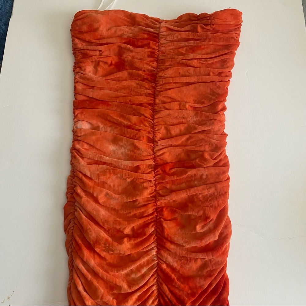 Strapless dress